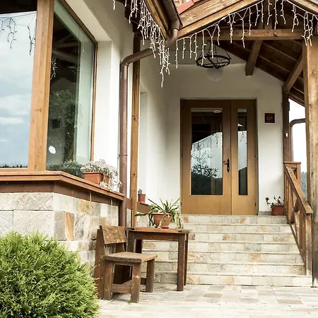 Boutique The White Pine