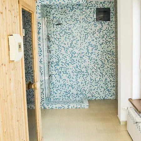 Boutique The White Pine فندق 3*