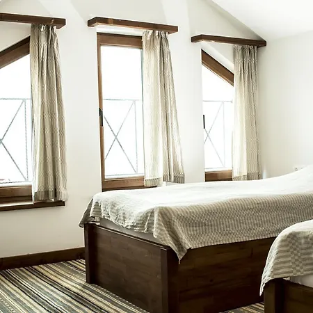 Boutique The White Pine 3* ساموكوف