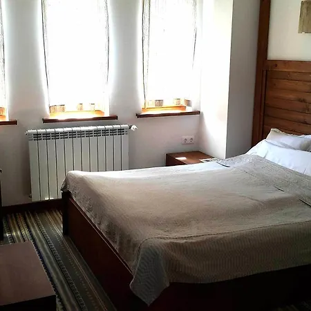 Boutique The White Pine Samokov